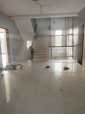 Living Room in 4 BHK Villa at Unitech Uniworld Resorts-The Residences, Sector 33 – for Sale