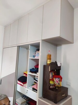 Room in 3 BHK Apartment at Prestige Finsbury Park Regent, Bagaluru – for Rent