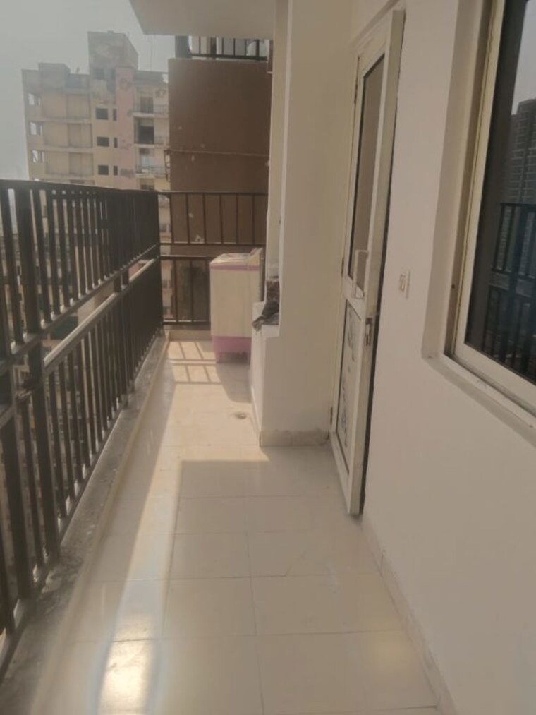 Balcony, gardenia-gateway 3.5 Bedroom 1700 Sq.Ft. Apartment In Sector 75 Noida 10214117