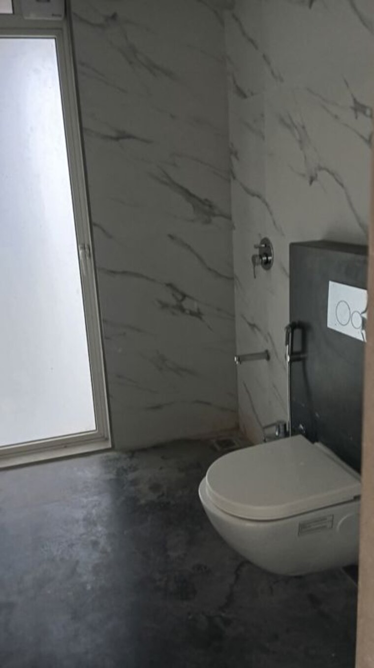 Bathroom, andheri west 3 Bedroom 2100 Sq.Ft. Apartment In Andheri West Mumbai 9162883