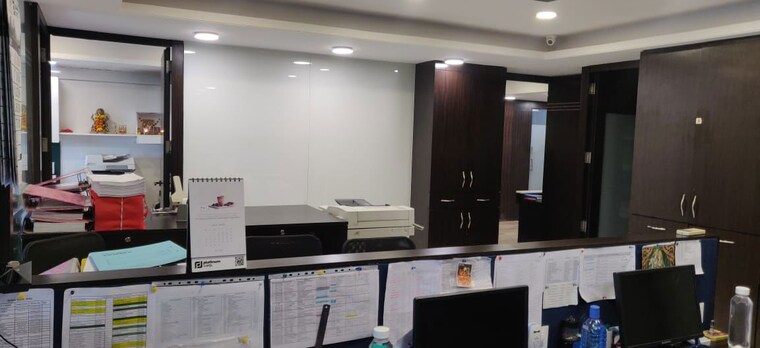 Kitchen, peninsula-heights Commercial Office Space 2173 Sq.Ft. In Andheri West Mumbai 9147906