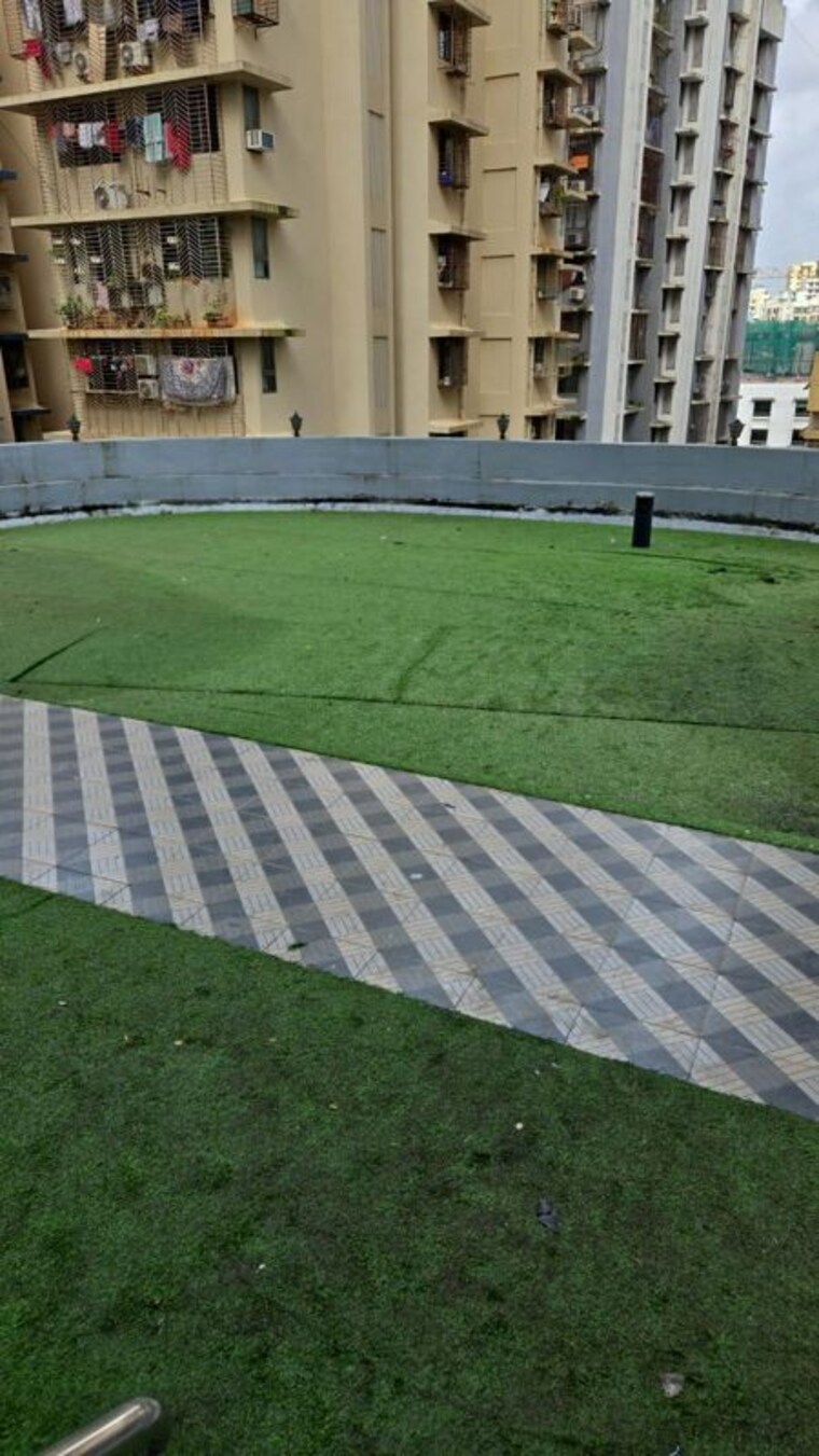 Terrace, lotus-trade-centre Commercial Office Space 4500 Sq.Ft. In Andheri West Mumbai 9146951