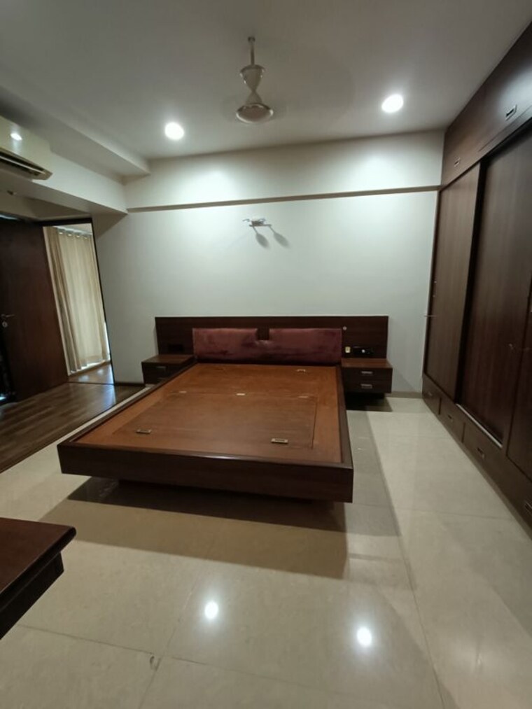Bedroom, kabir-apartment 4 Bedroom 3500 Sq.Ft. Apartment In Juhu Mumbai 9112676