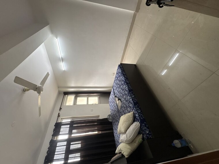 Room, sector 18 dwarka 3 Bedroom 1650 Sq.Ft. Apartment In Sector 18 Dwarka Delhi 10214120