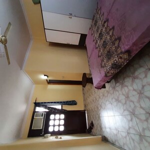 Room in 1 BHK Builder Floor at Lajpat Nagar ii – for Rent