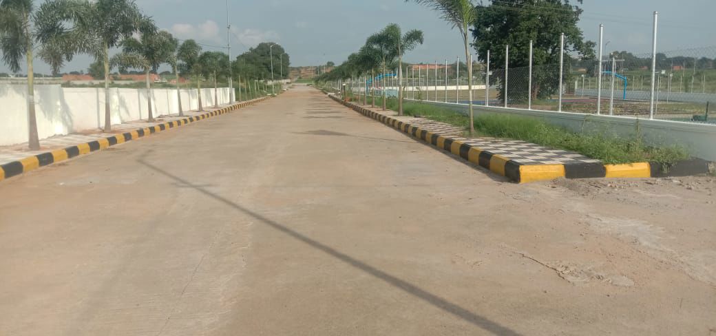 Plot For Sale in Pearl City Kadthal