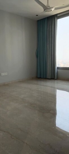 3 BHK Apartment For Rent in Oberoi Realty Esquire
