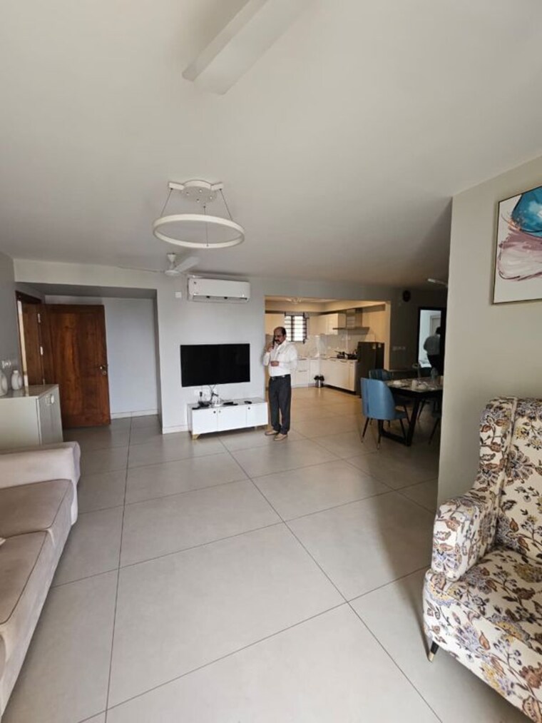 Room, mg road 3 Bedroom 1900 Sq.Ft. Apartment In Mg Road Thrissur 10178895