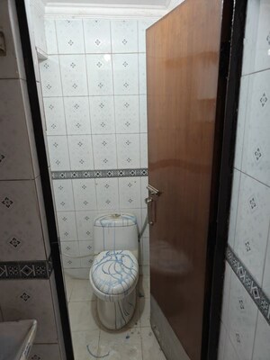 Bathroom in 2 BHK Apartment at Paschim Vihar – for Rent