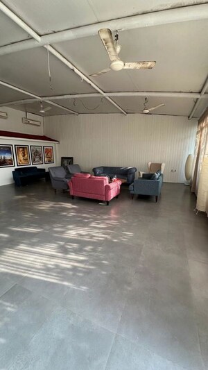 Living Room in 4 BHK Villa at Juhu Scheme, Juhu – for Rent