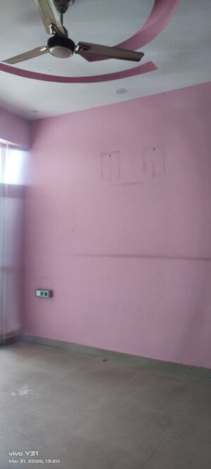 Room in 3 BHK Apartment at Mahagun My Woods, Sector 16c Greater Noida – for Rent