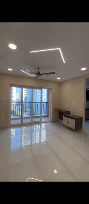 Room in 3 BHK Apartment at Poulomi Avante, Kokapet – for Rent