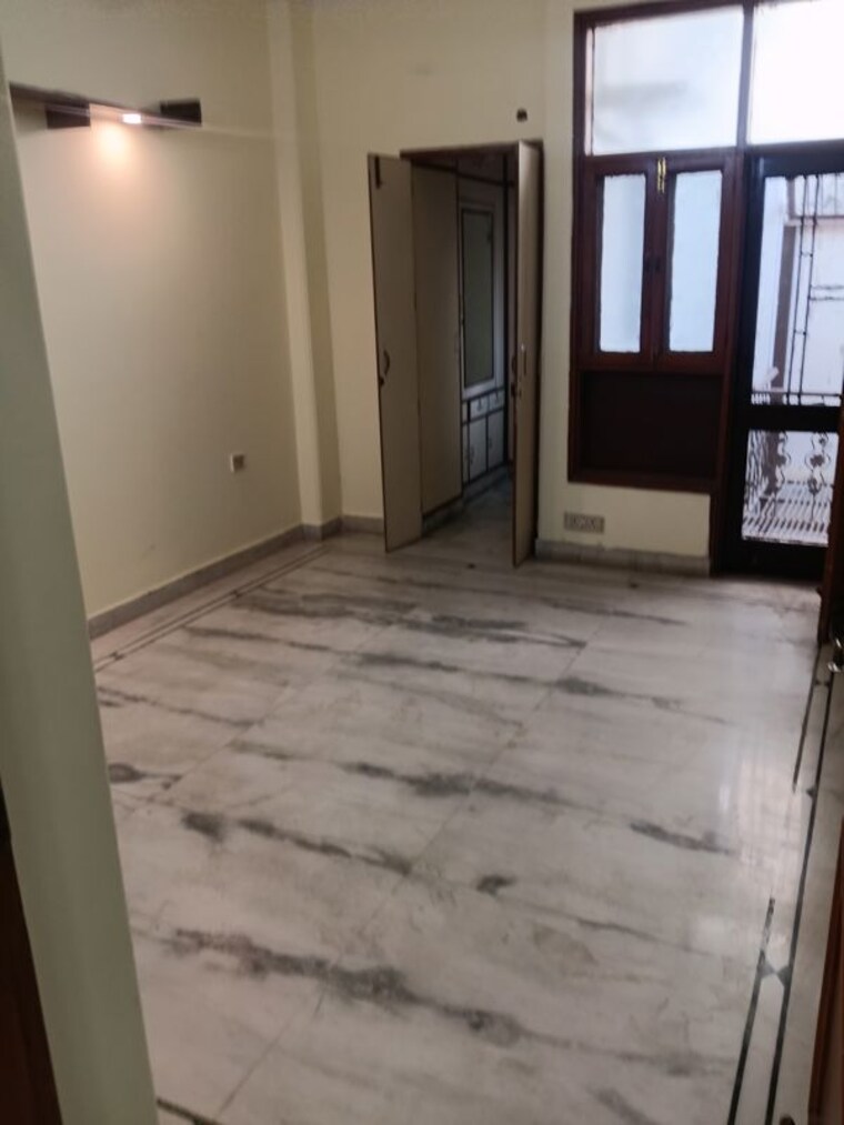 Room, rwa-apartments-sector-26 2 Bedroom 1100 Sq.Ft. Apartment In Sector 26 Noida 10214311