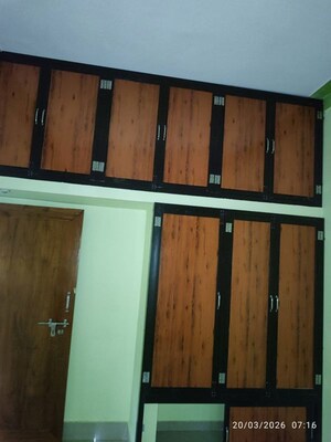 Furnished Amenities in 2 BHK Apartment at Mallikashpur – for Rent