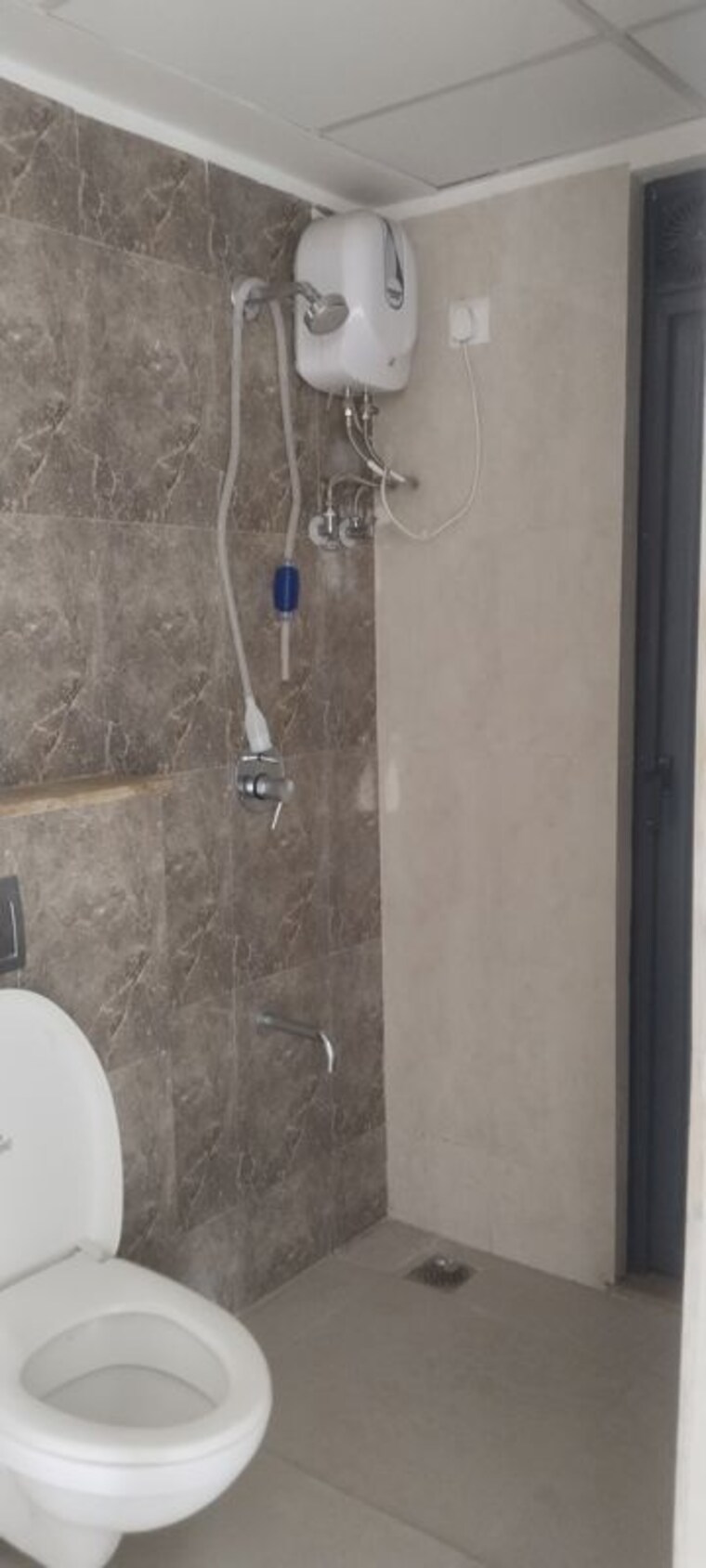 Bathroom, lodha-downtown 2.5 Bedroom 989 Sq.Ft. Apartment In Dombivli East Thane 10214351