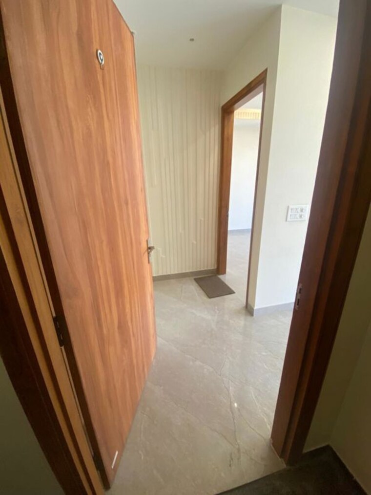 Room, uppal-gurgaon-99 3 Bedroom 2700 Sq.Ft. Apartment In Sector 99 Gurgaon 10214365