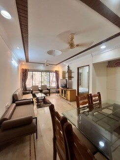 2 BHK Apartment For Rent in Gulmohar Road