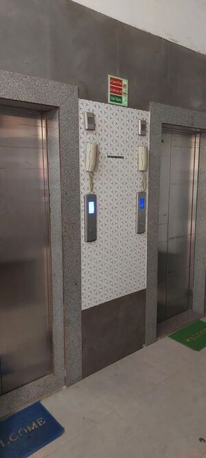 Lift in 2 BHK Apartment at Omkar CHS Kurla East, Kurla East – for Rent