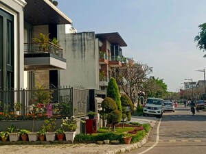  Shop – Exterior View View at Mullanpur - for Sale