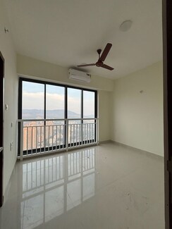 2 BHK Apartment For Rent in Dynamix Divum