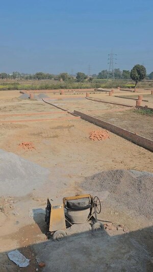 Plot Area in  Plot at Matiyari – for Sale