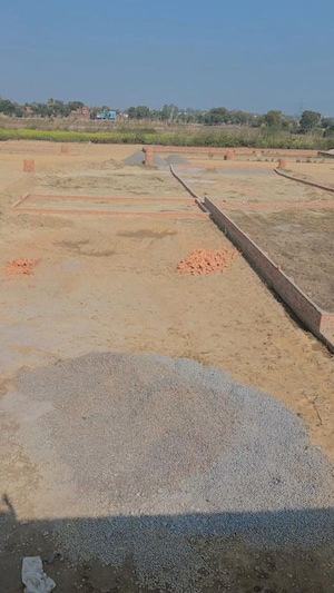 Plot Area in  Plot at Matiyari – for Sale