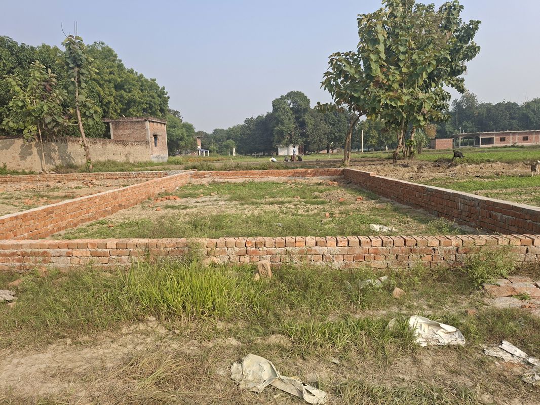 Plot For Sale in Babatpur