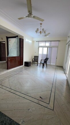 3 BHK Apartment For Rent in Mahagun Mansion I and II