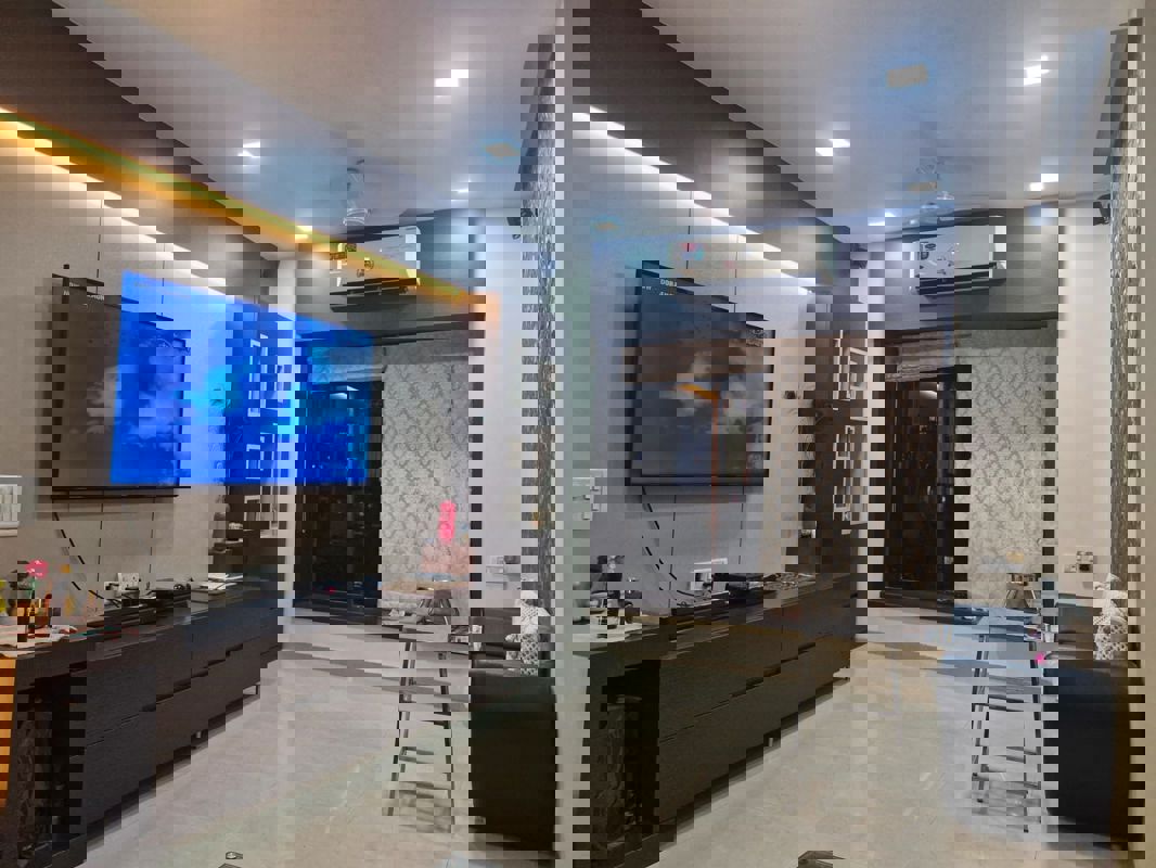 2 BHK 825 Sq.Ft. Apartment in Pranay Nagar CHS