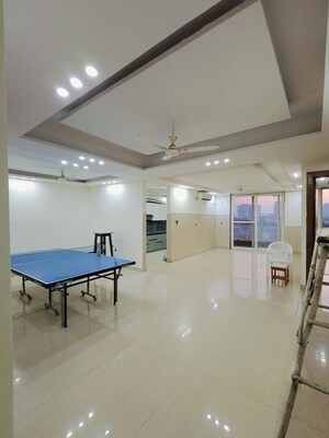 Building Lobby in 3 BHK Apartment at Vipul World Floors, Sector 48 – for Rent