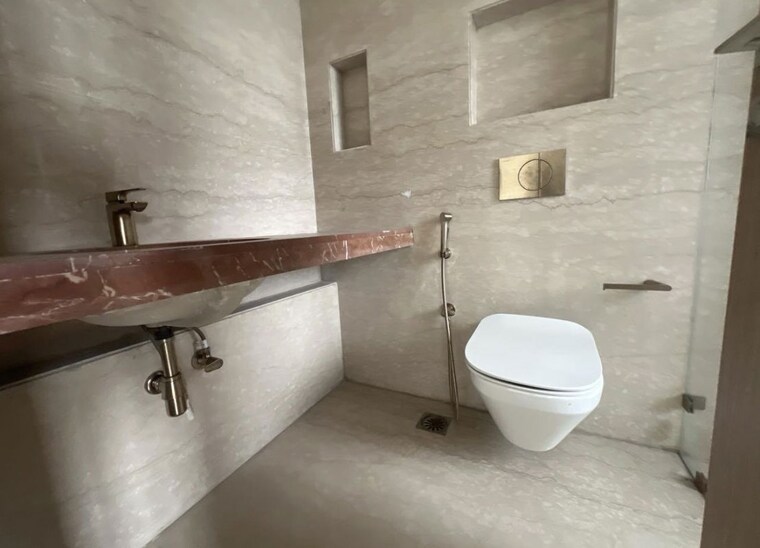 Bathroom, godrej-rks 3 Bedroom 1680 Sq.Ft. Apartment In Chembur Mumbai 10214715