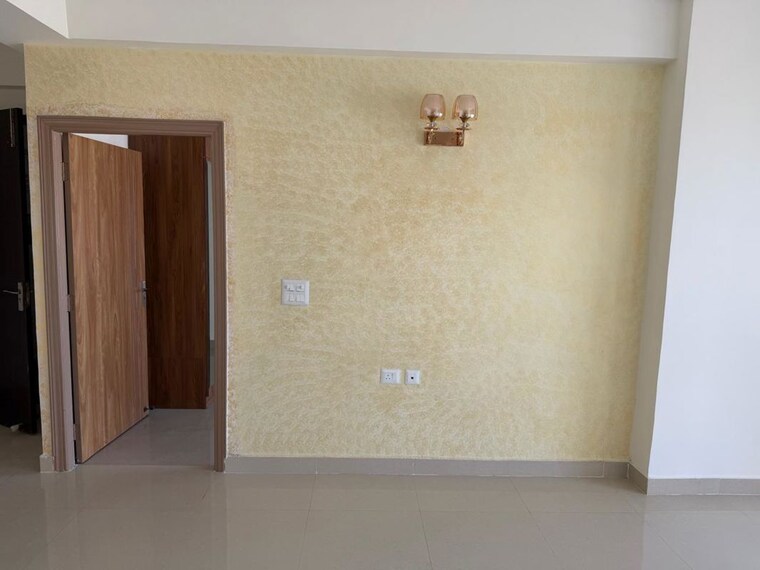 Room, amrapali-crystal-homes 4 Bedroom 2175 Sq.Ft. Apartment In Sector 76 Noida 10214789