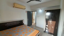 1 BHK Independent House For Rent in Navpada