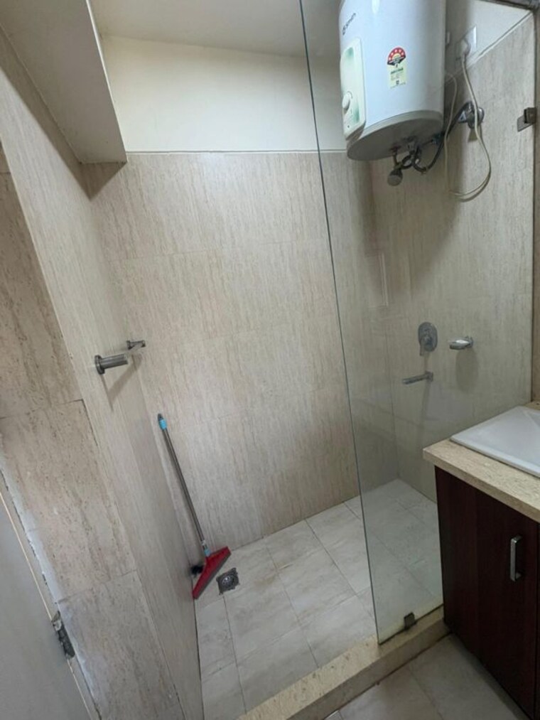 Bathroom, dlf-the-skycourt 3 Bedroom 1930 Sq.Ft. Apartment In Sector 86 Gurgaon 10214777