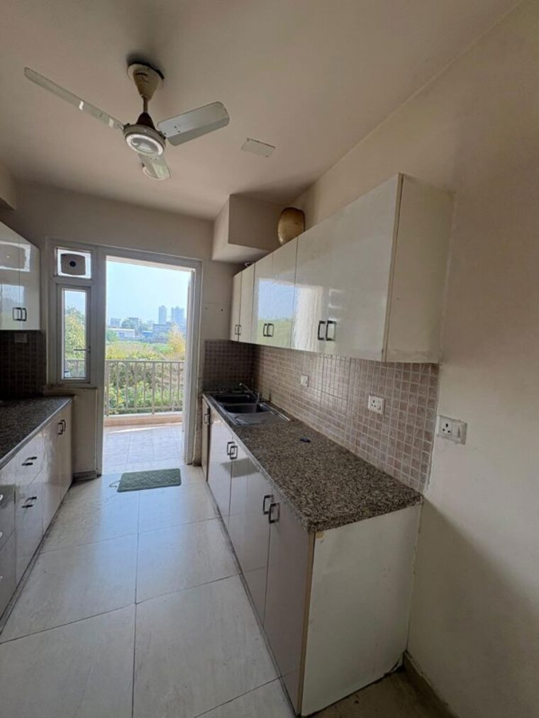 Kitchen, dlf-the-skycourt 3 Bedroom 1930 Sq.Ft. Apartment In Sector 86 Gurgaon 10214777