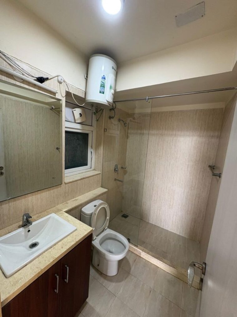 Bathroom, dlf-the-skycourt 3 Bedroom 1930 Sq.Ft. Apartment In Sector 86 Gurgaon 10214777