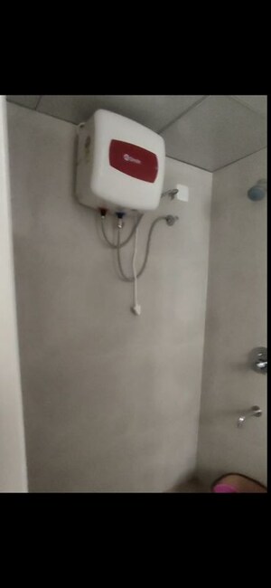 Bathroom in 3 BHK Apartment at Prestige Finsbury Park Regent, Bagaluru – for Rent