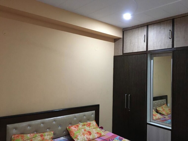 Bedroom, rwa-residential-society-sector-46 2 Bedroom 160 Sq.Yd. Builder Floor In Sector 46 Gurgaon 10214909
