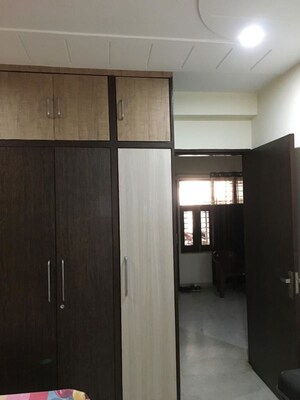 Room in 2 BHK Builder Floor at RWA Residential Society Sector 46, Sector 46 – for Rent