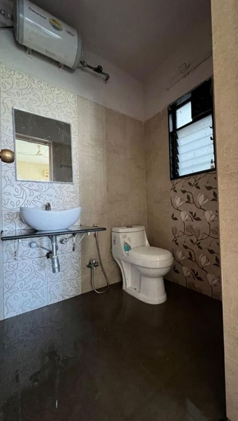 Bathroom, kumar-presidency 3 Bedroom 1500 Sq.Ft. Apartment In Koregaon Park Pune 10214919