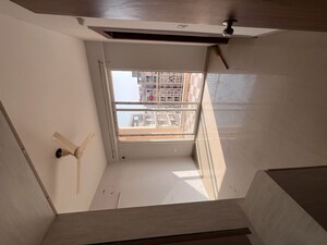 Furnished Amenities in 2 BHK Apartment at Shree Vardhman Green Court, Sector 90 – for Rent