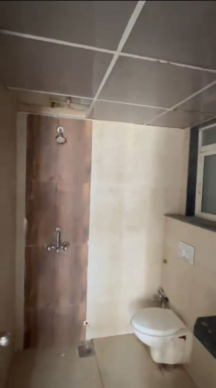 Bathroom, jp-north-estella 2 Bedroom 546 Sq.Ft. Apartment In Mira Road Thane 10214929