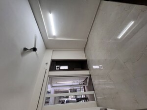 Furnished Amenities in 2.5 BHK Apartment at Smart World Gems, Sector 89 – for Rent