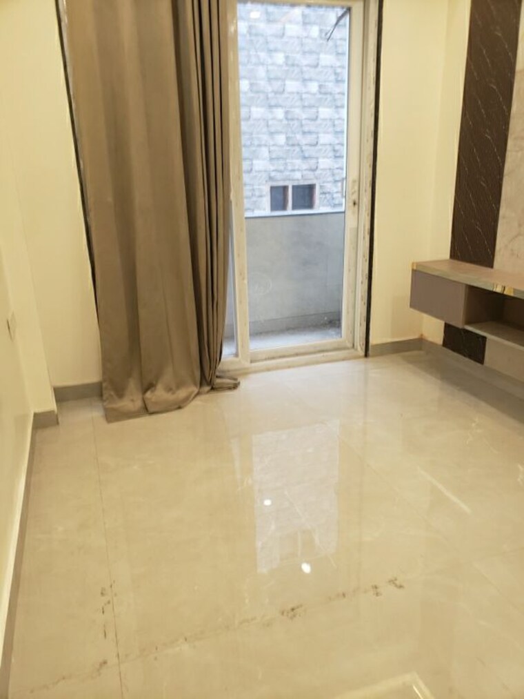 Room, subhash nagar 2 Bedroom 910 Sq.Ft. Builder Floor In Subhash Nagar Delhi 10153495