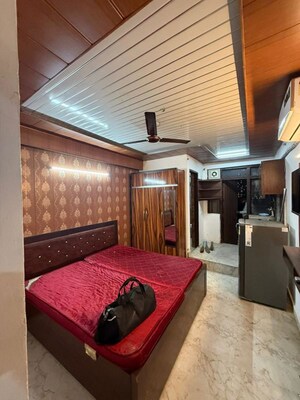 Bedroom in 1 RK Apartment at Emaar Emerald Estate, Sector 65 – for Sale