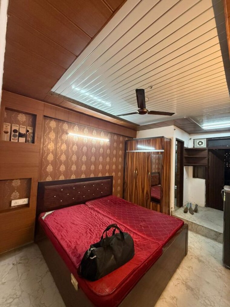 Room, emaar-emerald-estate 1 RK 210 Sq.Ft. Apartment In Sector 65 Gurgaon 10215115