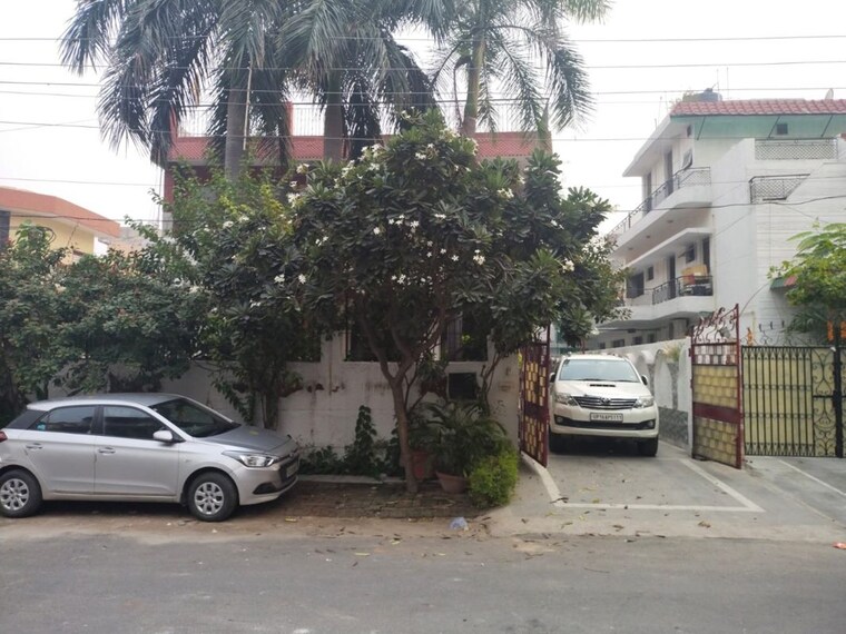 Exterior View, sector 55 6+ Bedroom 375 Sq.Mt. Villa In Sector 55 Noida 10215106