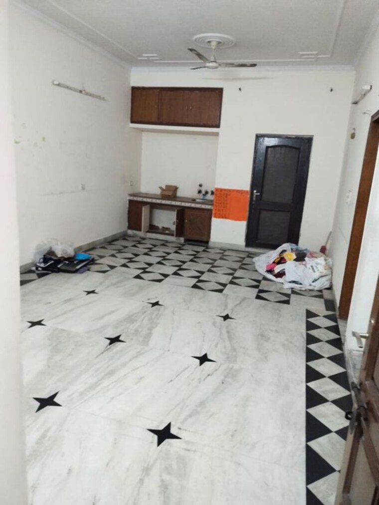 Bedroom, sector 55 6+ Bedroom 375 Sq.Mt. Villa In Sector 55 Noida 10215106