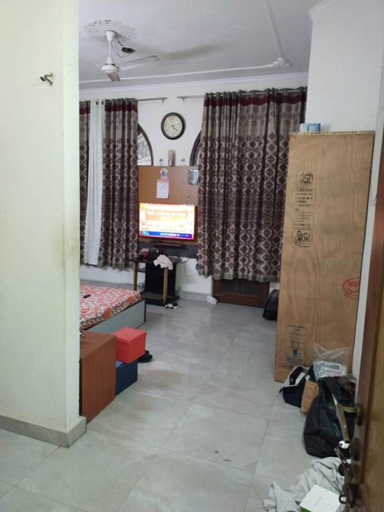 Living Room, sector 55 6+ Bedroom 375 Sq.Mt. Villa In Sector 55 Noida 10215069