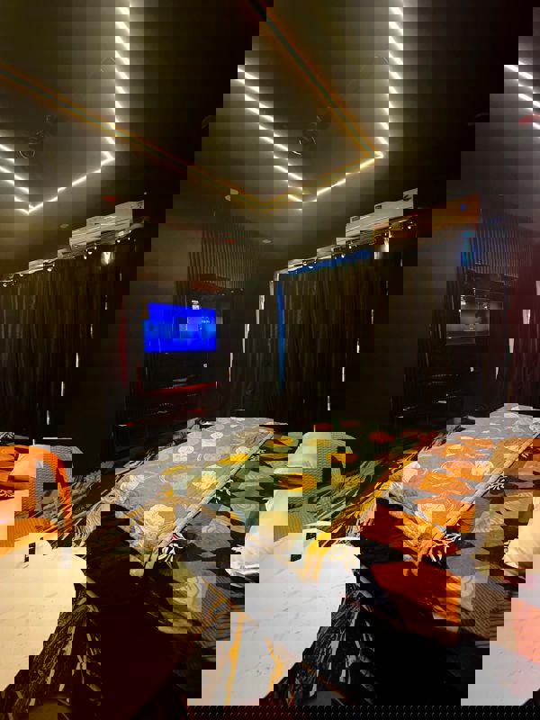 Studio  585 Sq.Ft. Apartment in Gaur City Center